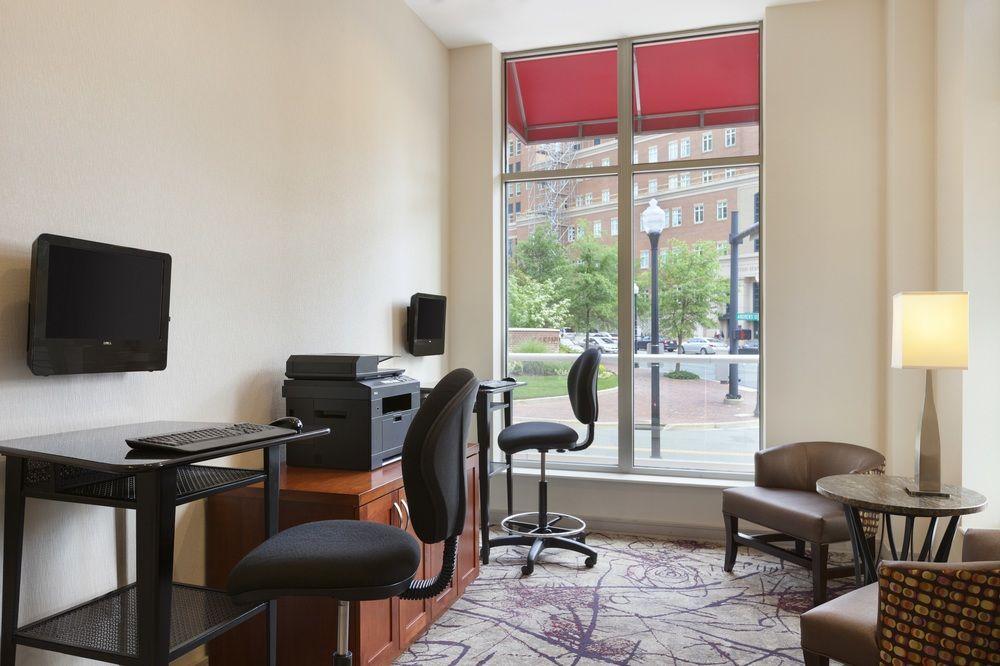 Residence Inn Alexandria Old Town South At Carlyle Exteriör bild